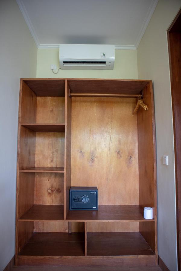 Gong Vanka Guest House Canggu Buitenkant foto