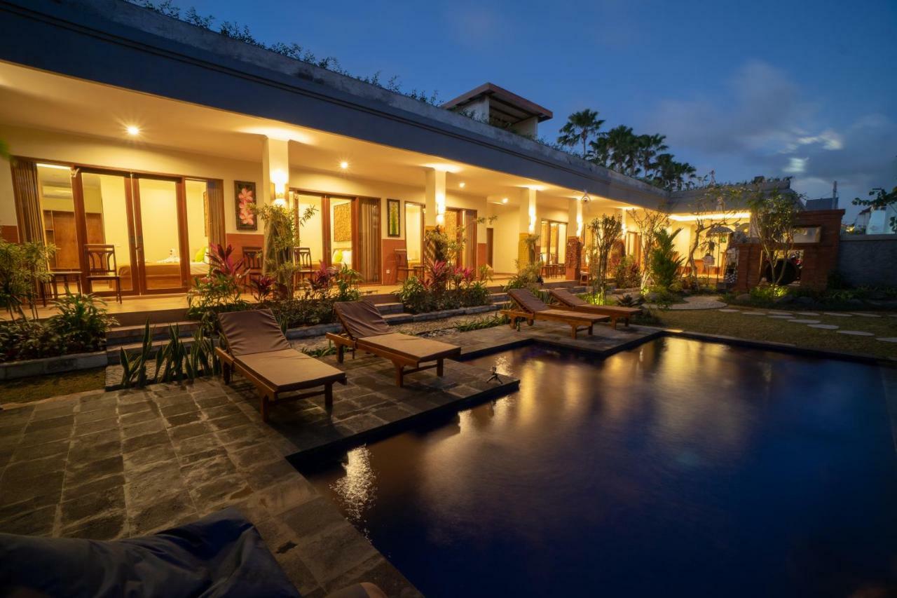 Gong Vanka Guest House Canggu Buitenkant foto