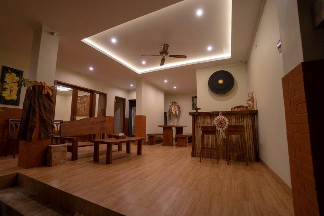 Gong Vanka Guest House Canggu Buitenkant foto