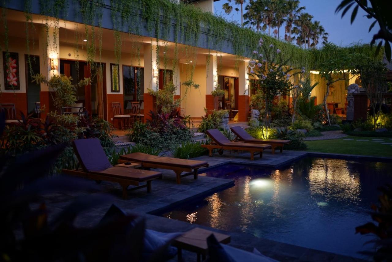 Gong Vanka Guest House Canggu Buitenkant foto
